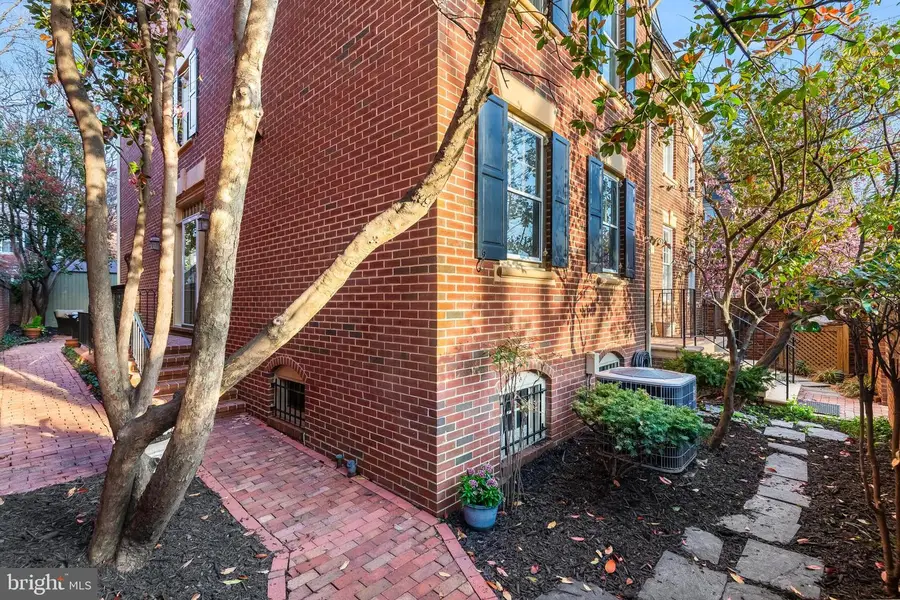 428 S Fairfax St, Alexandria, VA 22314 - #2
