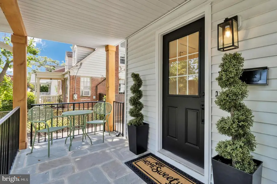 110 E Spring St, Alexandria, VA 22301 - #2