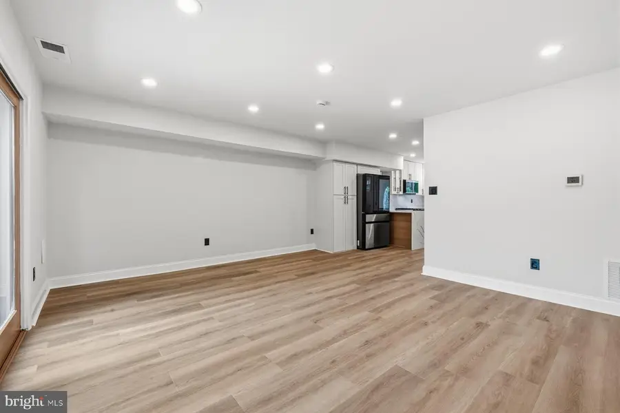 1004 Colonial Ave, Alexandria, VA 22314 - #3