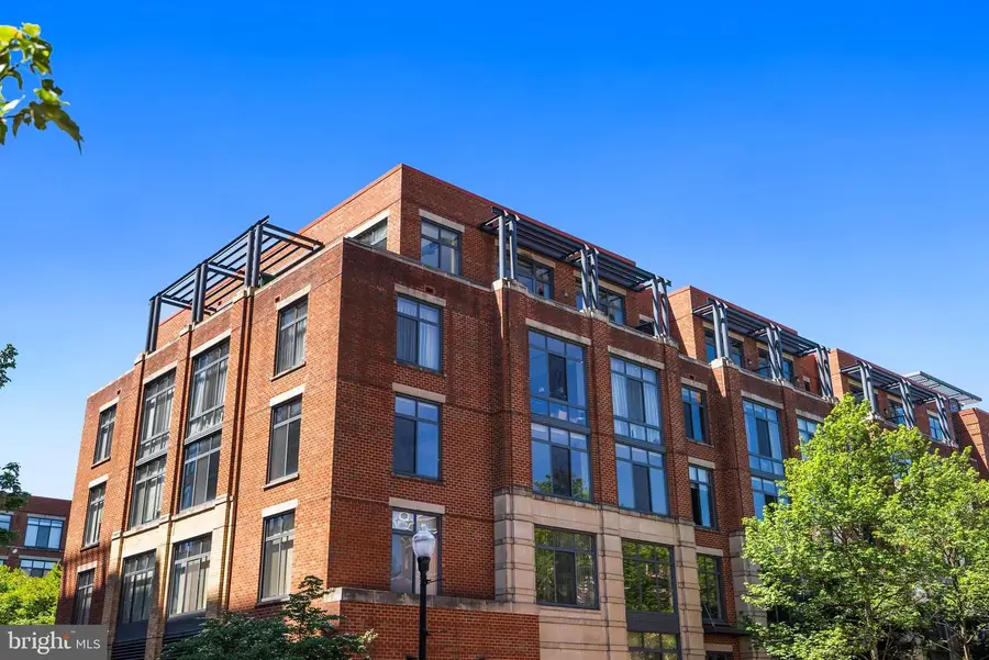 520 John Carlyle St #402, Alexandria, VA 22314 - #2
