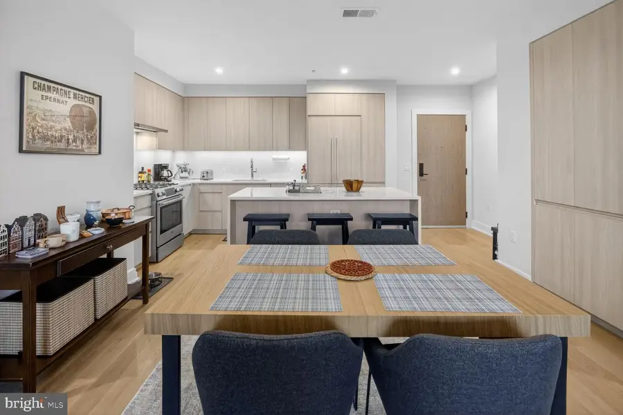 737 Swann Ave #310, Alexandria, VA 22301 - #3