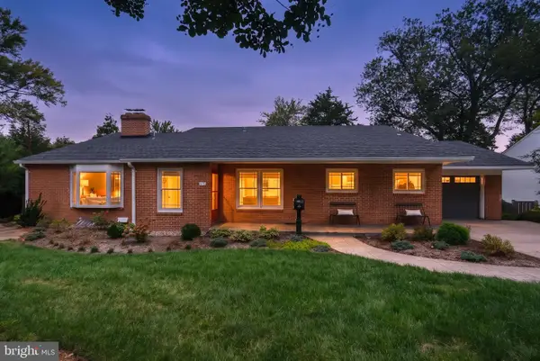 415 Crown View Dr, ALEXANDRIA, VA 22314
