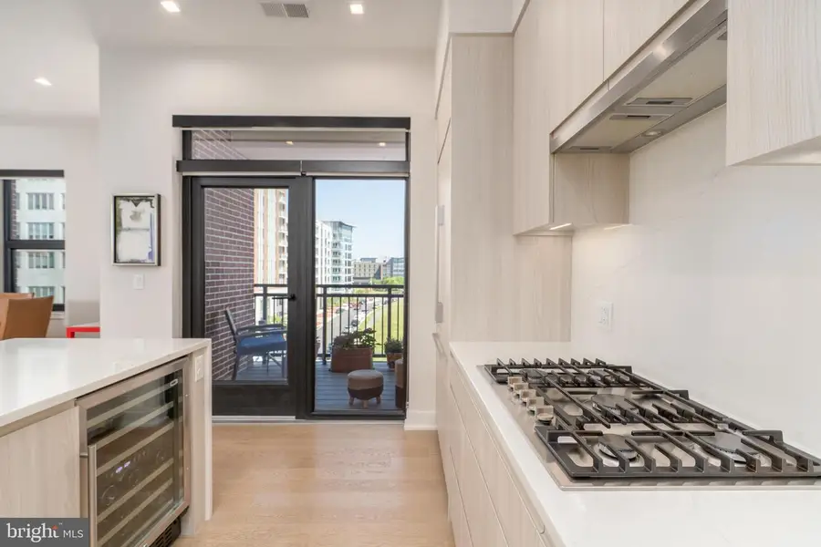 701 Swann Ave #504, Alexandria, VA 22301 - #3