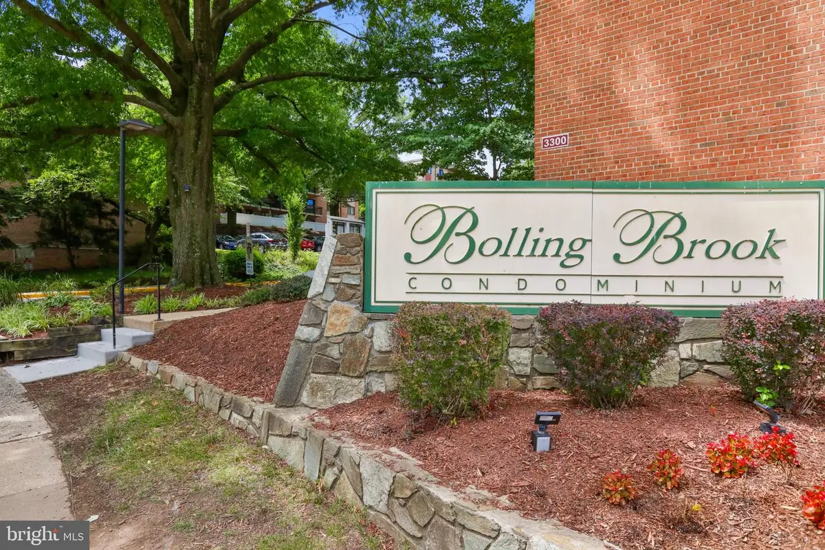3300 S 28th St #402, Alexandria, VA 22302 - #1