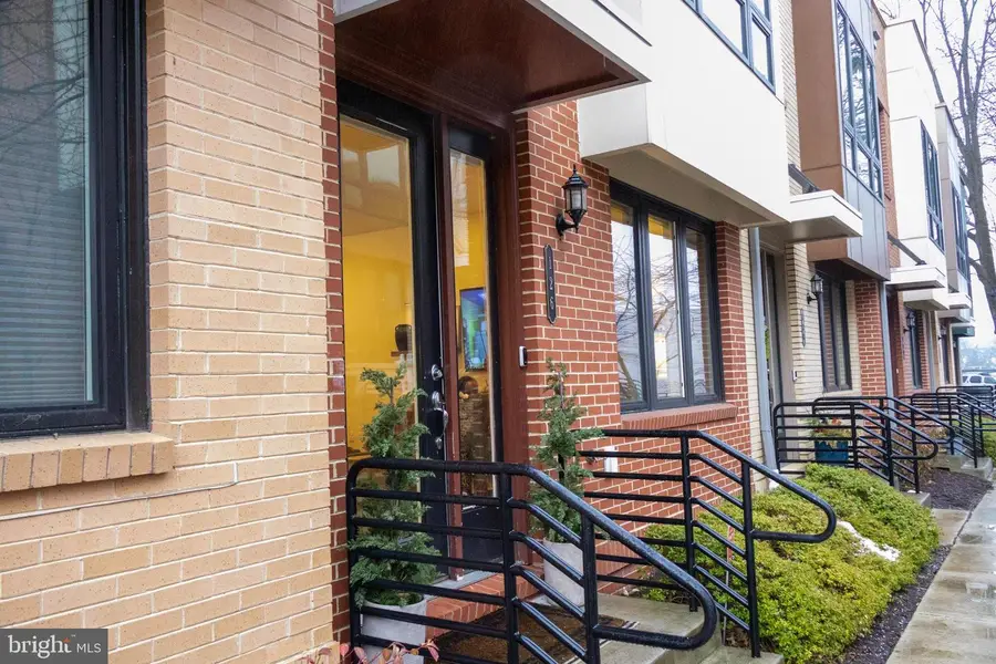 126 Cambria Walk, Alexandria, VA 22304 - #3