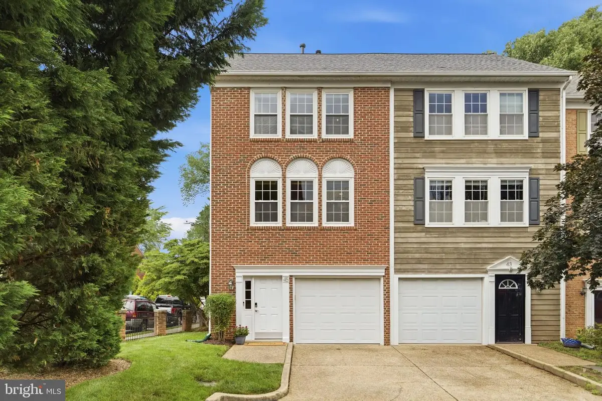 45 Herbert St, Alexandria, VA 22305 - #1