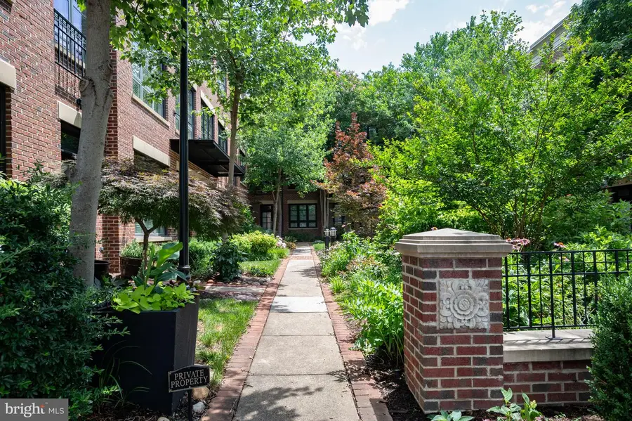 729 N Fayette St, Alexandria, VA 22314 - #2