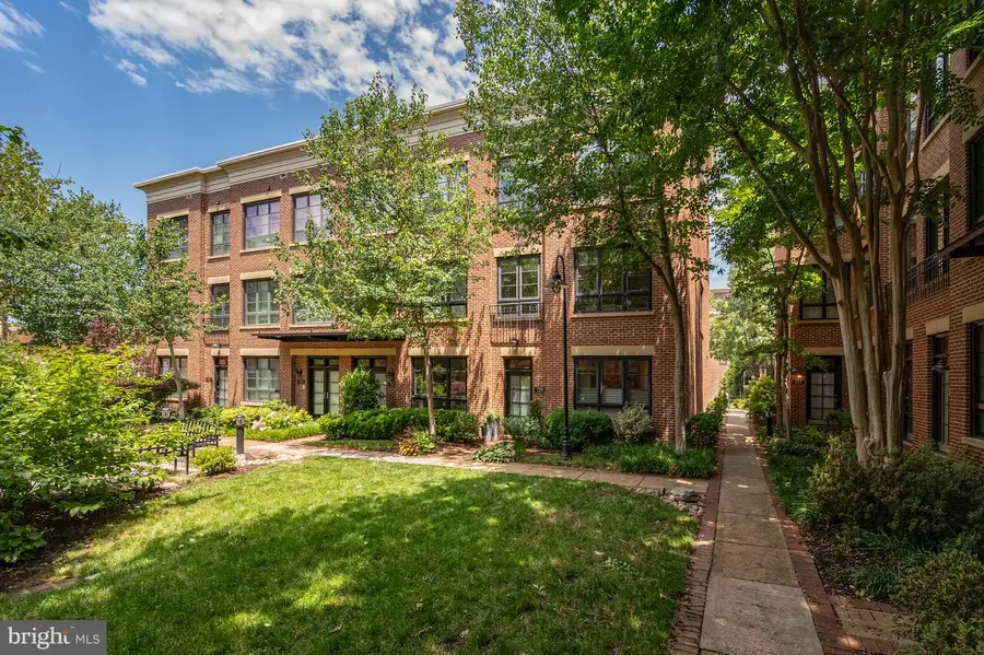 729 N Fayette St, Alexandria, VA 22314 - #3