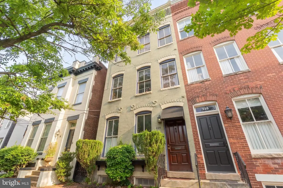 224 N Columbus St N, Alexandria, VA 22314 - #1