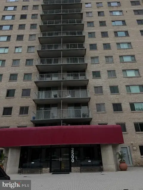 2500 N Van Dorn St #212, ALEXANDRIA, VA 22302