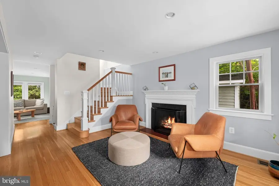 3307 Elmore Dr, Alexandria, VA 22302 - #3