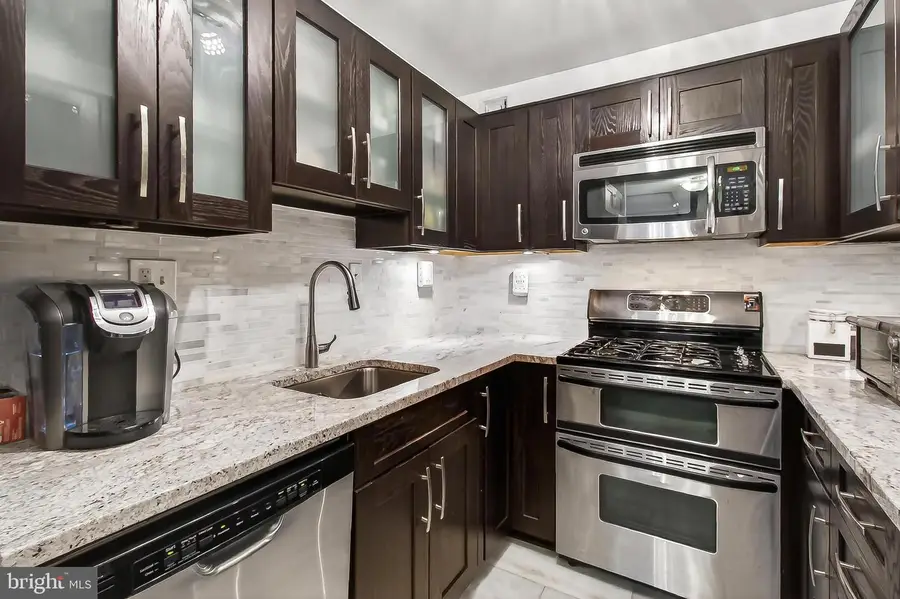 801 N Pitt St N #910, Alexandria, VA 22314 - #3