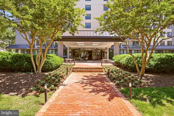 801 N Pitt St #1601, ALEXANDRIA, VA 22314