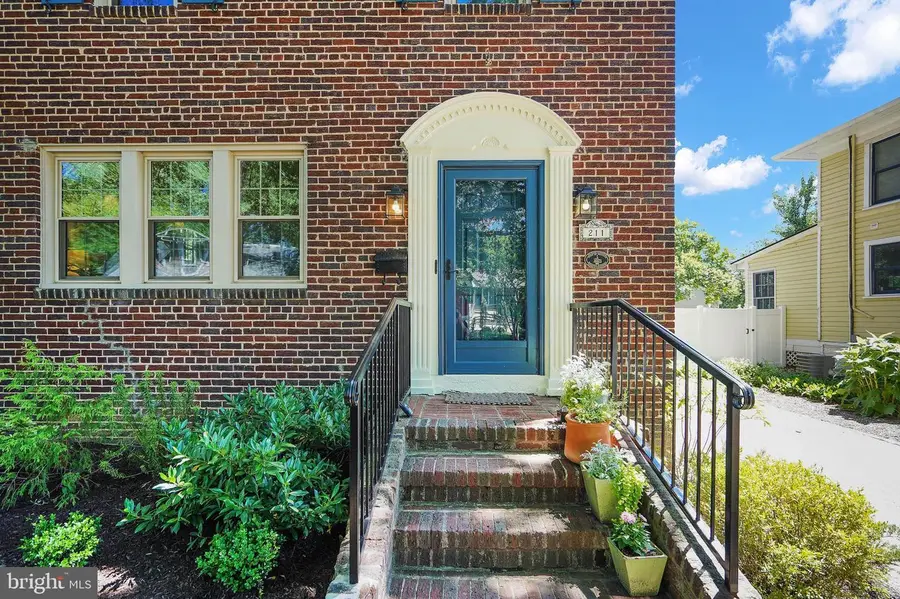 211 E Uhler Ave, Alexandria, VA 22301 - #3