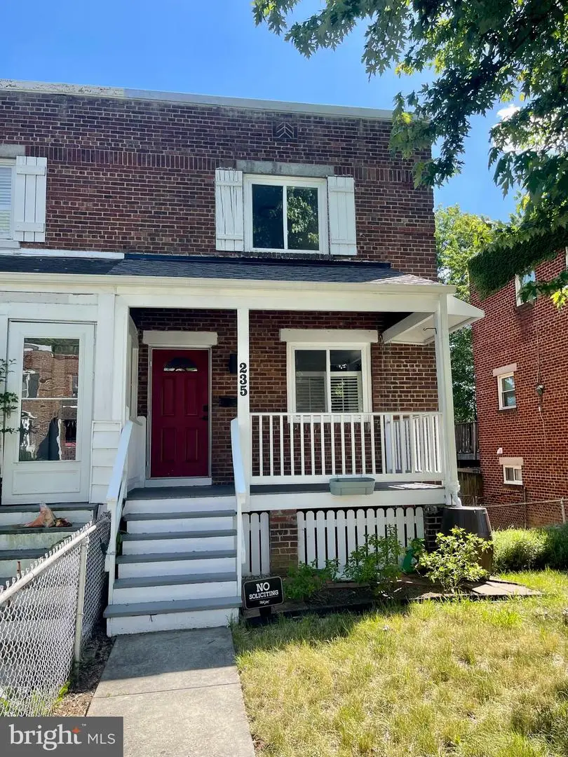 235 Evans Ln, Alexandria, VA 22305 - #1