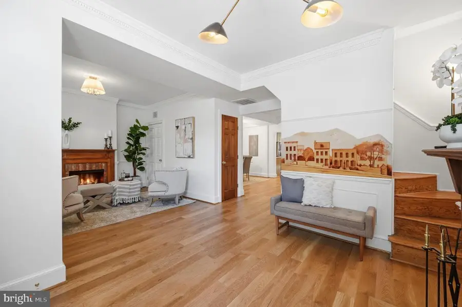 109 S Lee St, Alexandria, VA 22314 - #3