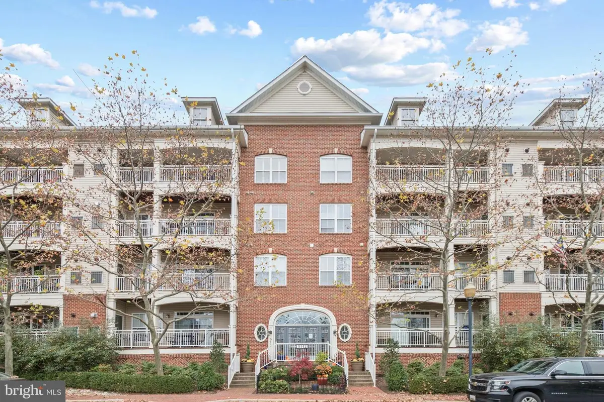 5112 Donovan Dr #107, Alexandria, VA 22304 - #1