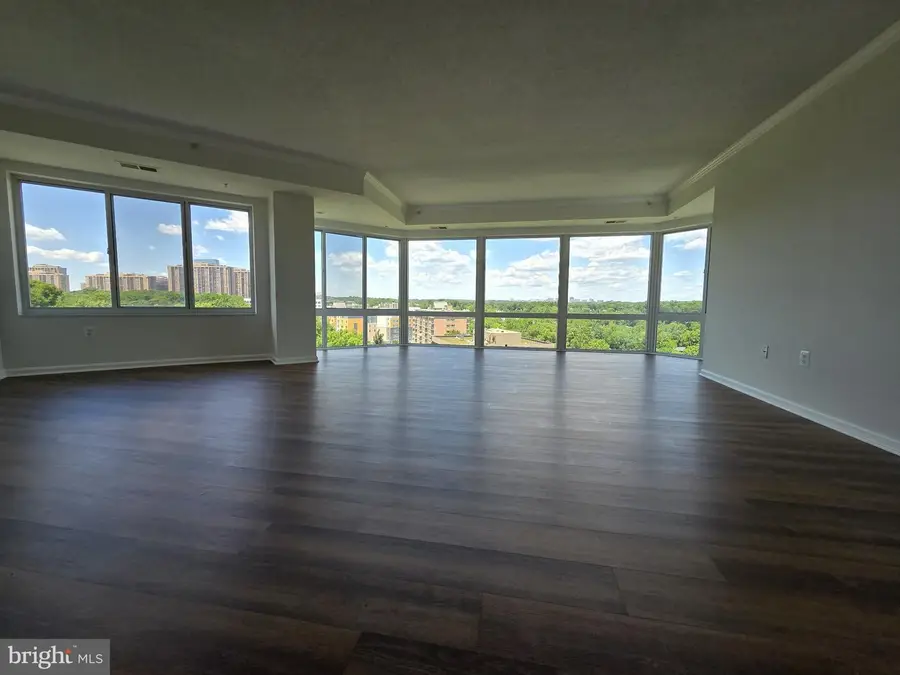 3101 N Hampton Dr #1011, Alexandria, VA 22302 - #3