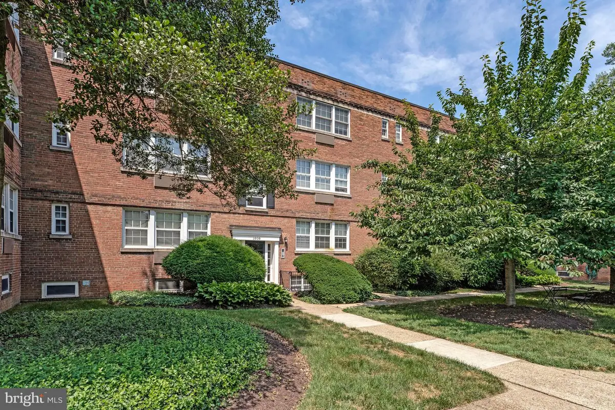 1808 W Abingdon Dr #301, Alexandria, VA 22314 - #1