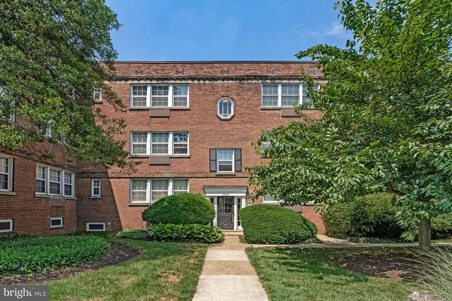 1808 W Abingdon Dr #301, Alexandria, VA 22314 - #2