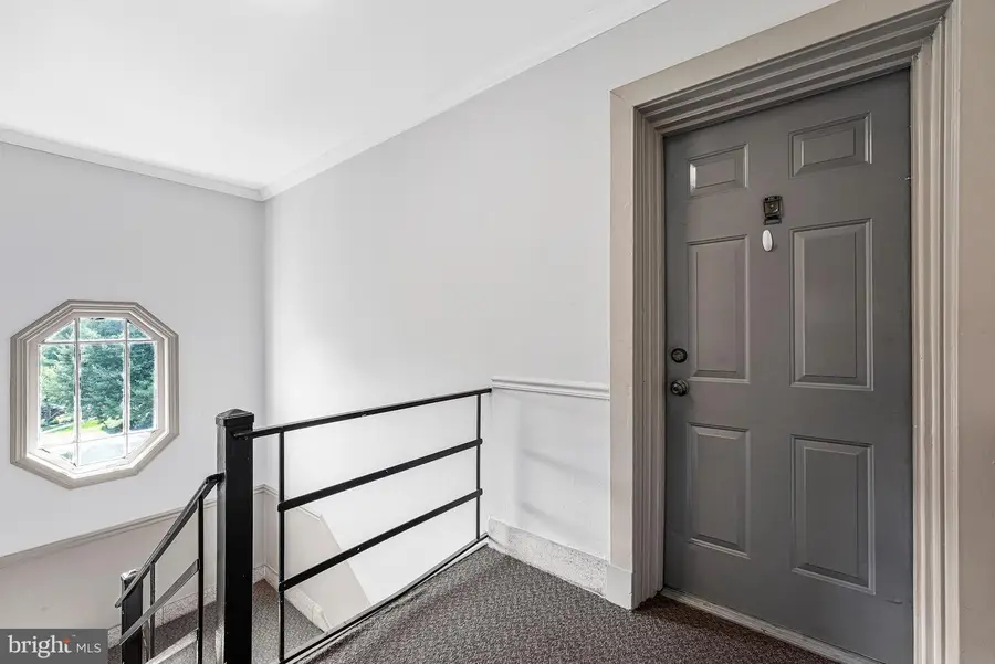 1808 W Abingdon Dr #301, Alexandria, VA 22314 - #3