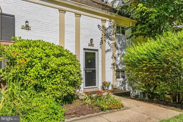 3484 Martha Custis Dr, ALEXANDRIA, VA 22302