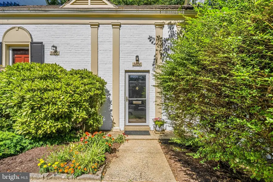 3484 Martha Custis Dr, Alexandria, VA 22302 - #2