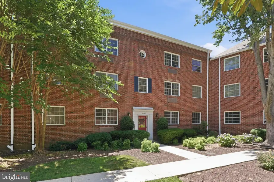 1608 W Abingdon Dr #302, Alexandria, VA 22314 - #3