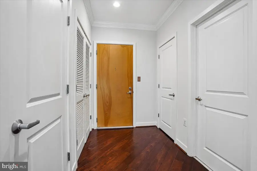 181 E Reed Ave #203, Alexandria, VA 22305 - #3