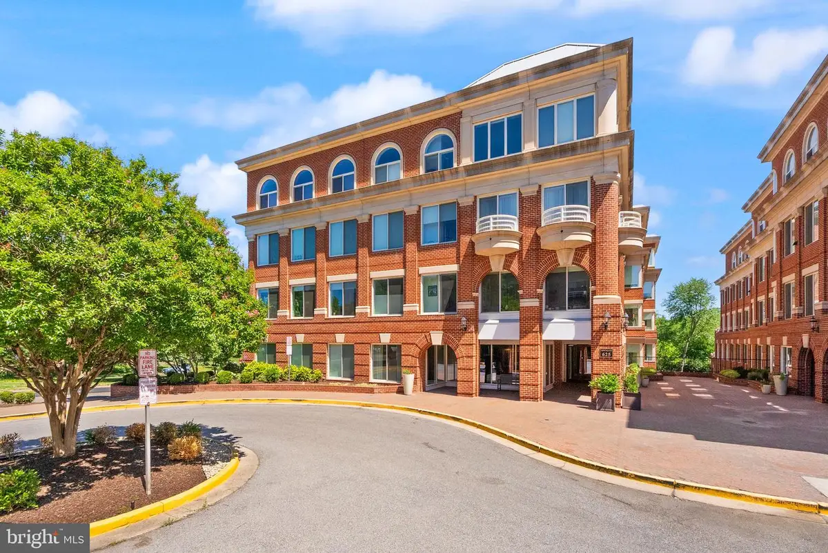 625 Slaters Ln #401, Alexandria, VA 22314 - #1