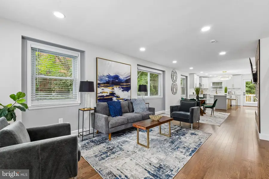 415 E Mason Ave, Alexandria, VA 22301 - #2