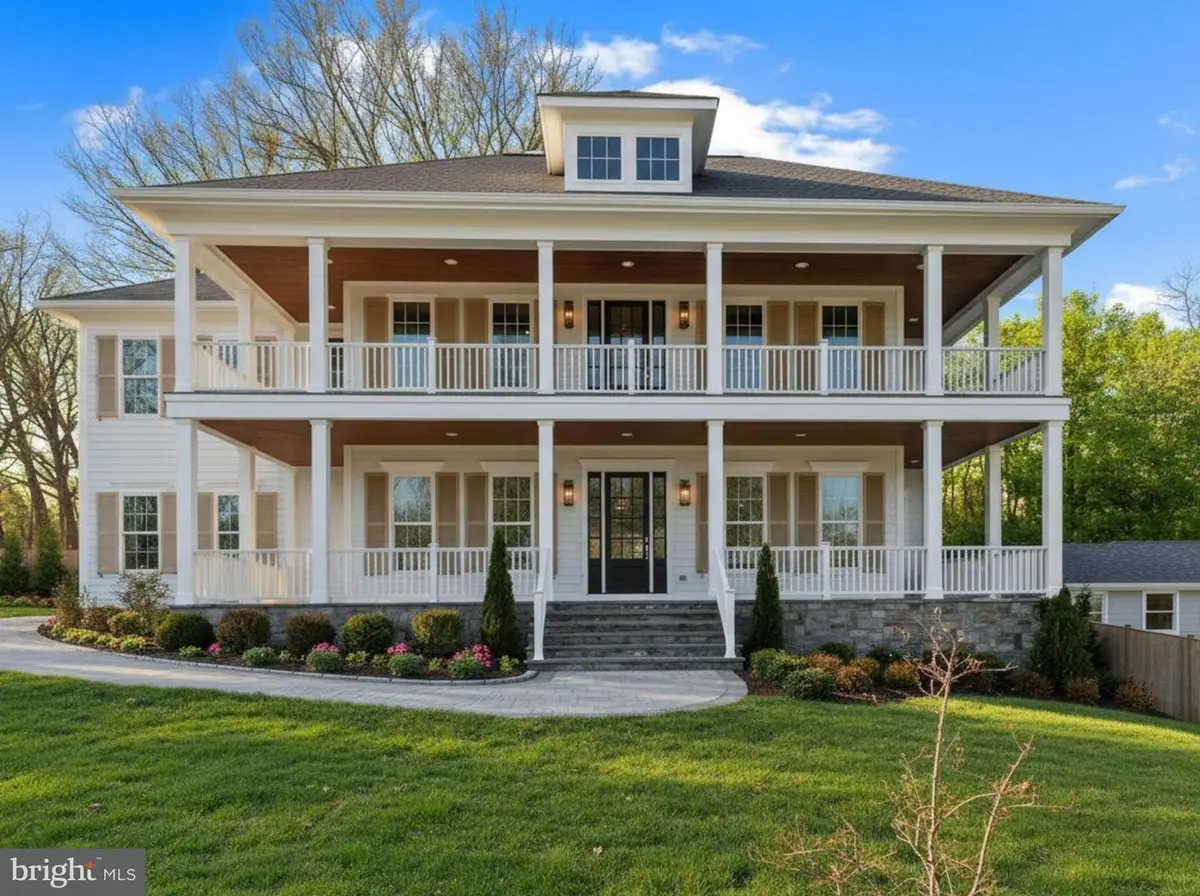 3400 Saylor Pl, Alexandria, VA 22304 - #1