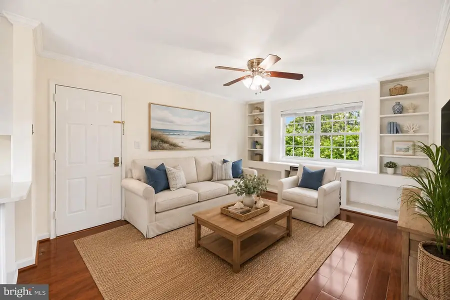 1722 W Abingdon Dr #301, Alexandria, VA 22314 - #2
