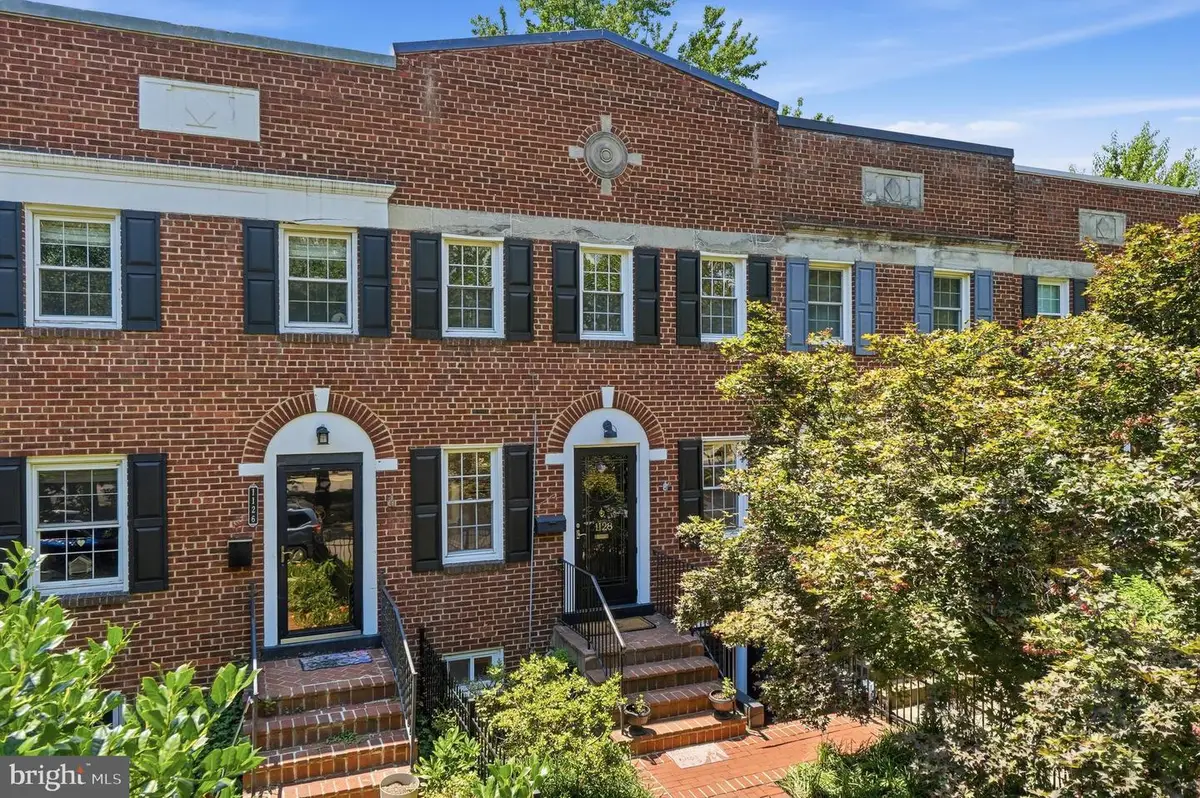 1128 Powhatan St, Alexandria, VA 22314 - #1