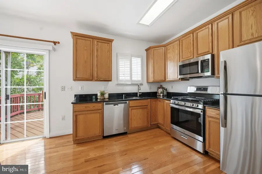 112 Cahill Dr, Alexandria, VA 22304 - #3