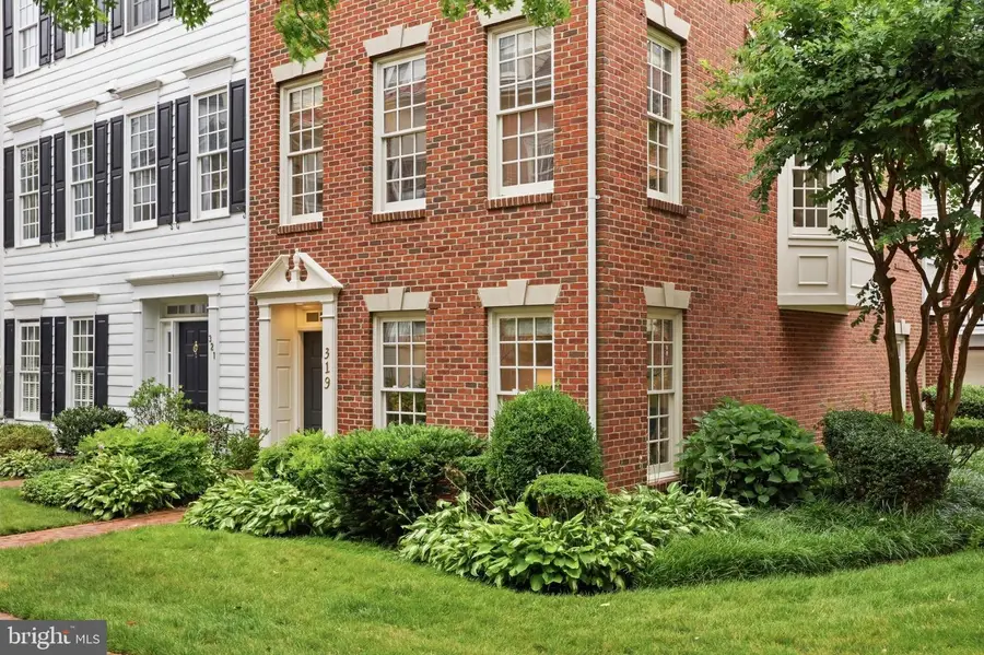 319 S Fayette St, Alexandria, VA 22314 - #3