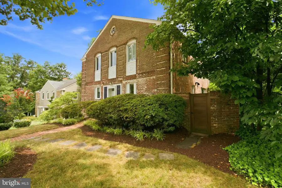 432 Argyle Dr, Alexandria, VA 22305 - #3