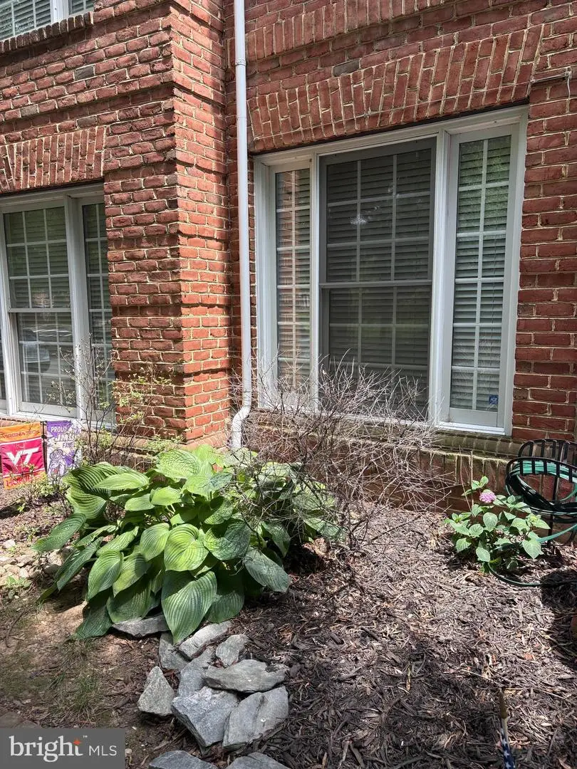 418 Ferdinand Day Dr, Alexandria, VA 22304 - #3