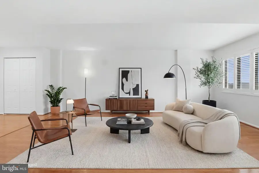 5340 Holmes Run Pkwy #904, Alexandria, VA 22304 - #2