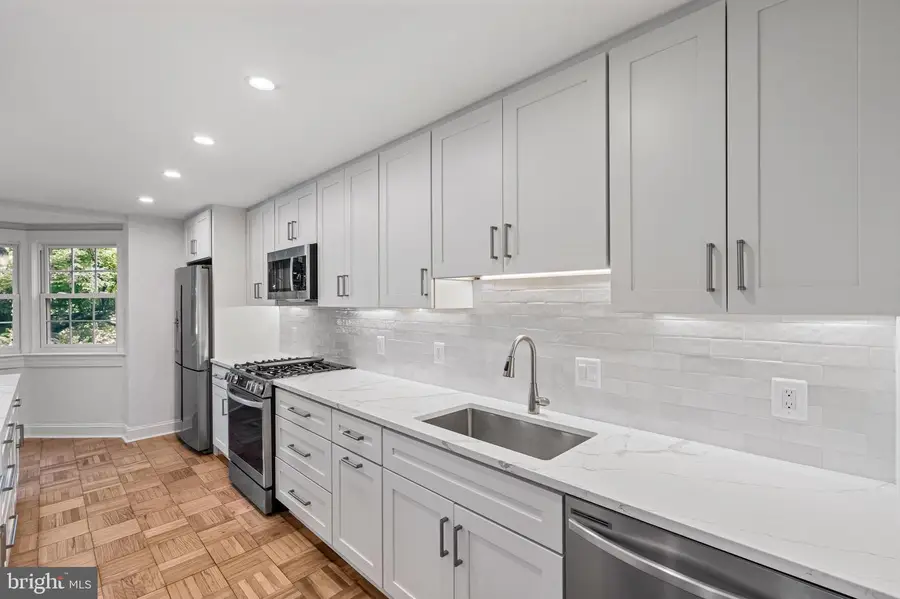 3415 Valley Dr, Alexandria, VA 22302 - #2