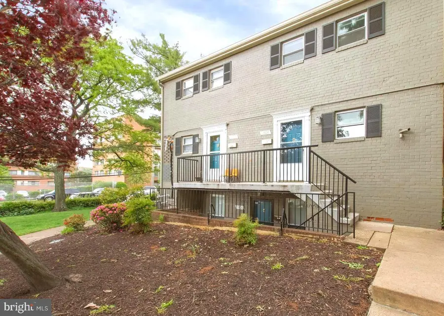 5902 Mayflower Ct, Alexandria, VA 22312 - #3