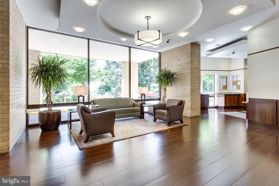 309 Yoakum Pkwy #616, Alexandria, VA 22304 - #2