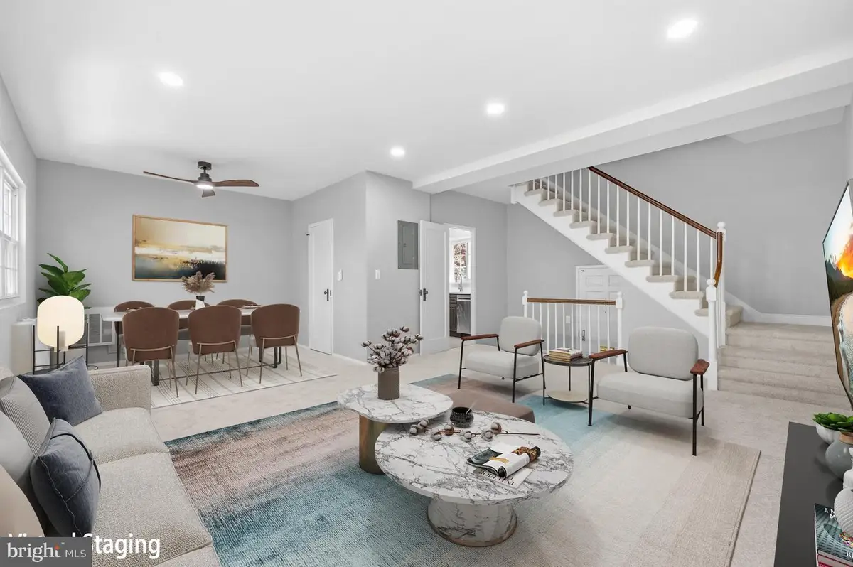 3721 Lyons Ln, Alexandria, VA 22302 - #1