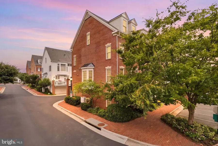 400 S Payne St S, Alexandria, VA 22314 - #2