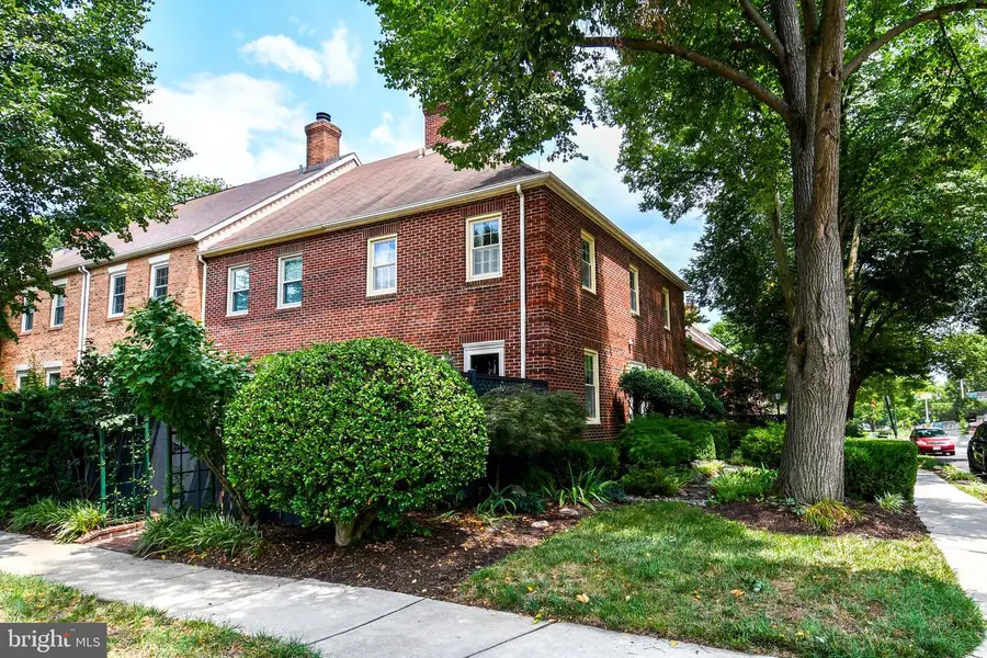 445 Old Town Ct, Alexandria, VA 22314 - #3