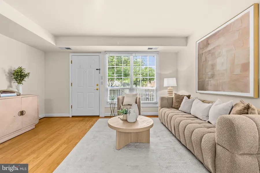 1415 N Van Dorn St #a, Alexandria, VA 22304 - #3