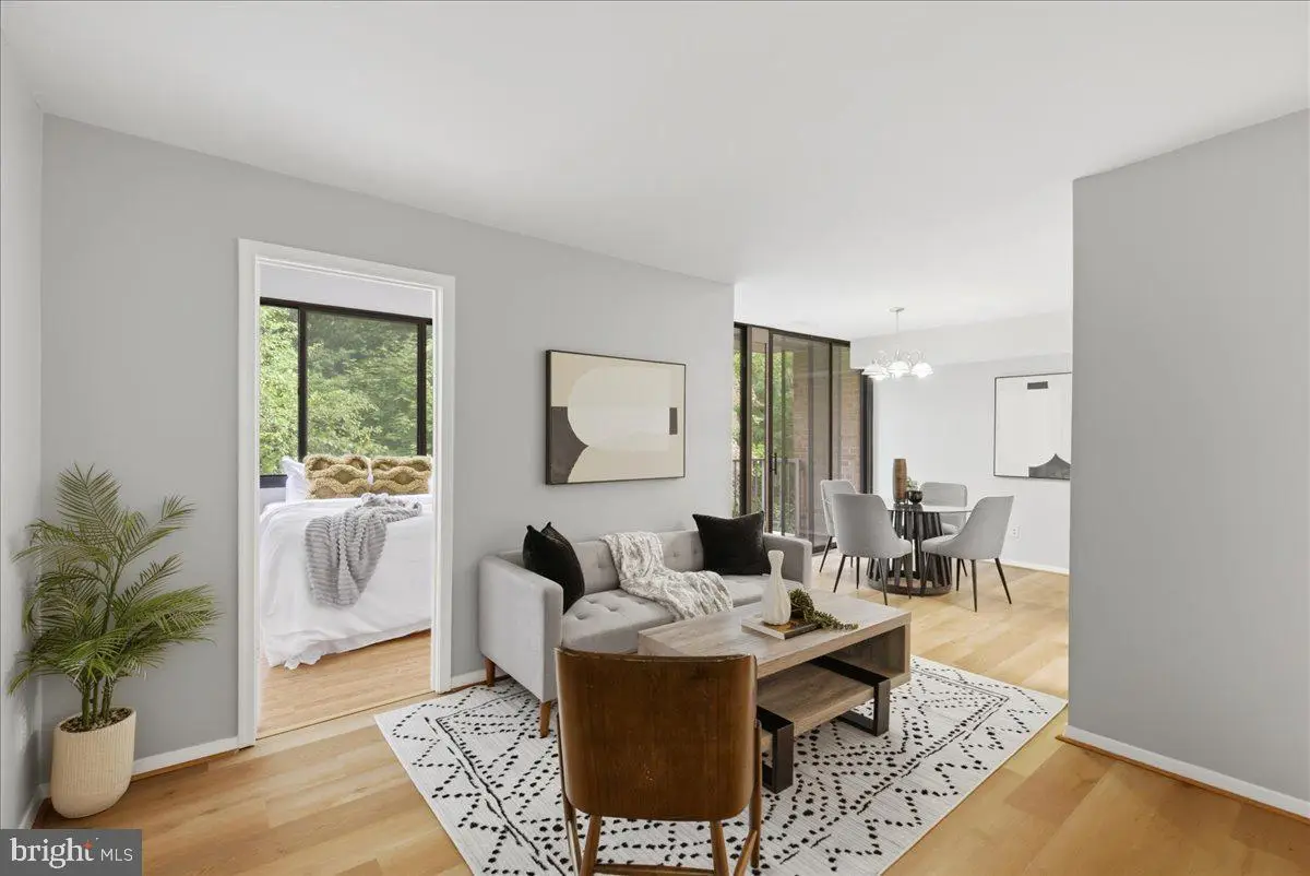 485 N Armistead St #202, Alexandria, VA 22312 - #1
