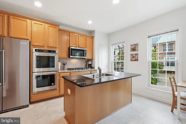 4639 Lambert Dr, ALEXANDRIA, VA 22311