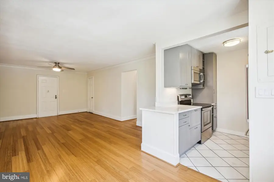 1734 W Abingdon Dr #201, Alexandria, VA 22314 - #2