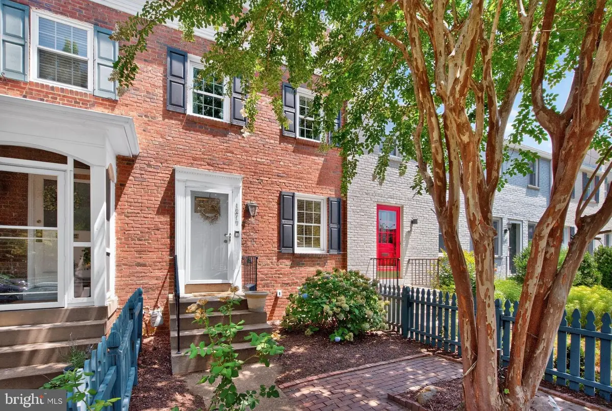 1217 Colonial Ave, Alexandria, VA 22314 - #1